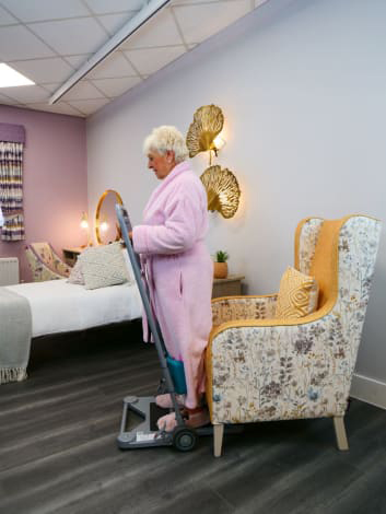 Prism Mackworth Raiser – Safe and Comfortable Patient Assistance for Rising and Sitting | Transfer Elderly Adult Senior | Buy Now Order Online Fast Delivery Near Me | Easy Care Systems UK