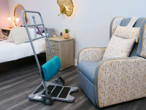 Prism Mackworth Raiser – Safe and Comfortable Patient Assistance for Rising and Sitting | Transfer Elderly Adult Senior | Buy Now Order Online Fast Delivery Near Me | Easy Care Systems UK